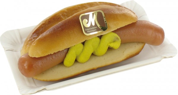 Brötchen mit Würstchen