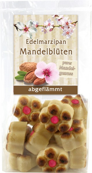 Mandelblüten geflämmt