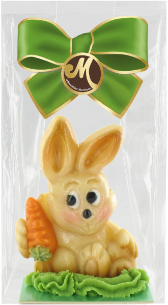 Hase Schnuffel mit Karotte